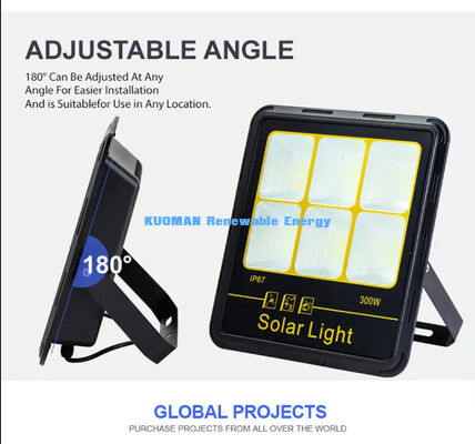 ไฟสปอร์ตไลท์โซลาร์เซลล์ LED 300W IP65 กันน้ำ 15000LM ความสว่างสูงพร้อมตัวเรือนอลูมิเนียมอัลลอยด์สำหรับไฟภายนอกอาคาร