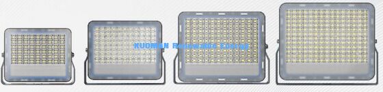 ไฟสปอร์ตไลท์โซลาร์เซลล์กันน้ำระดับ IP65 ความสว่างสูง 15000LM พร้อมเซ็นเซอร์ตรวจจับความเคลื่อนไหวสำหรับไฟส่องสว่างภายนอกอาคาร